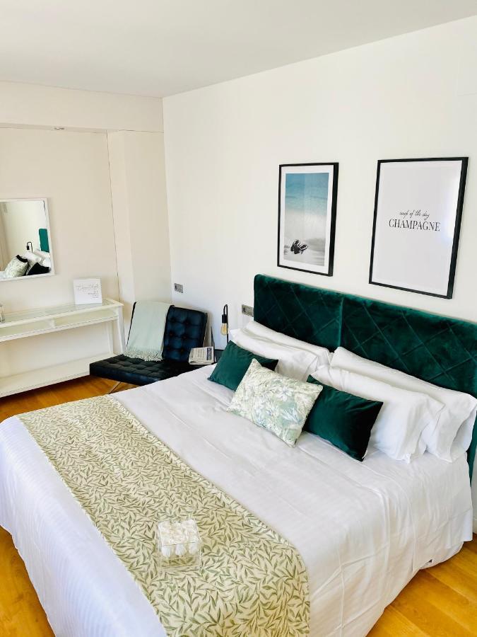Hotel Carbonell Лянса Екстер'єр фото