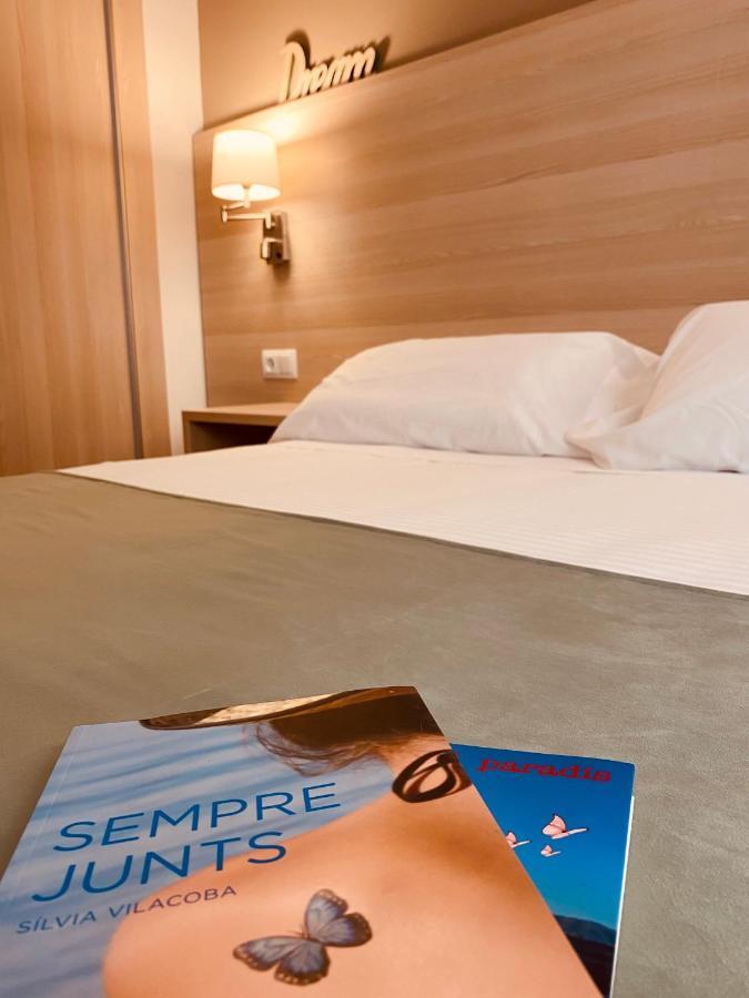 Hotel Carbonell Лянса Екстер'єр фото