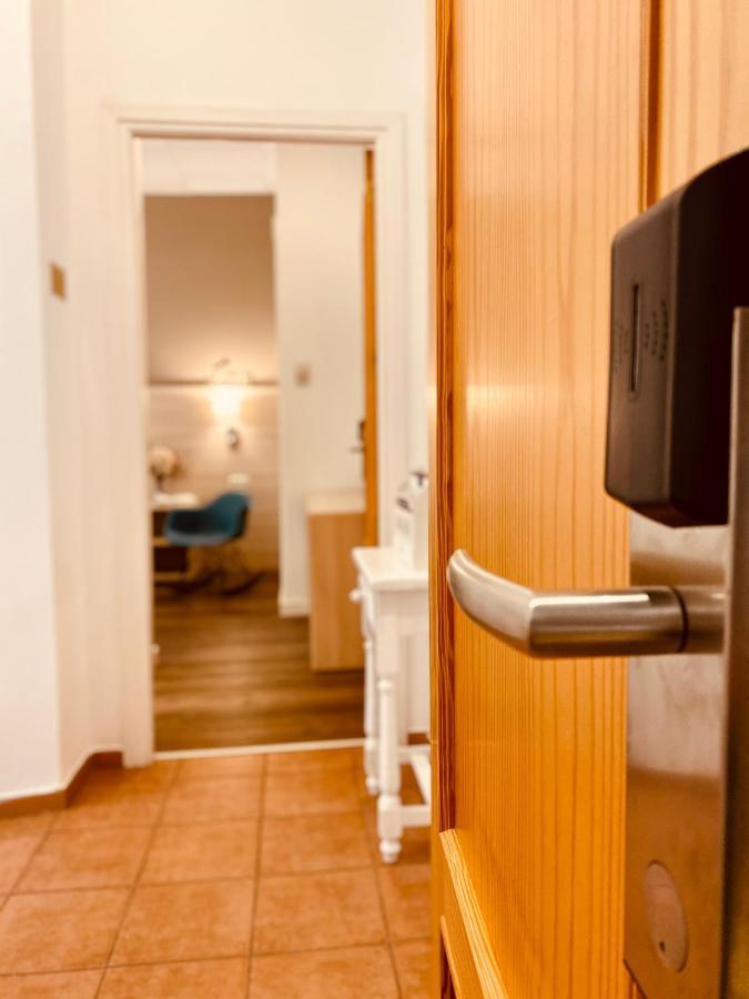 Hotel Carbonell Лянса Екстер'єр фото